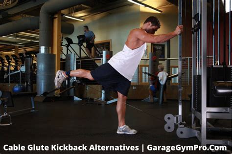 8 Best Cable Kickback Alternatives (For Stronger Glutes)